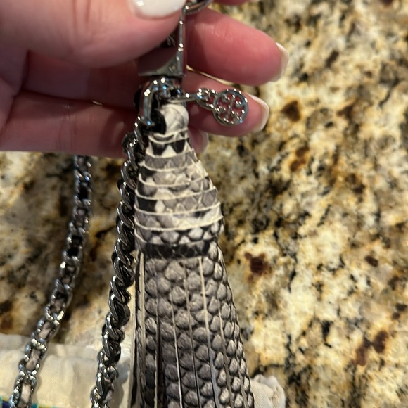 EUC Tory Burch Fleming handbag - cream and black snakeskin - Picture 9 of 11